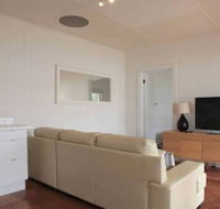Sorrento Beach Cottages 1 - Tourism Caloundra