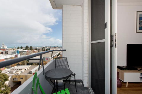 Ocean Breeze Apartment - Tourism Caloundra 3