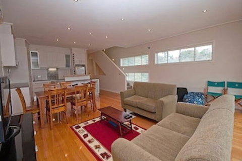 Eastern Beach - Tourism Caloundra 1