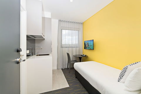 ValueSuites Green Square - Tourism Caloundra 4