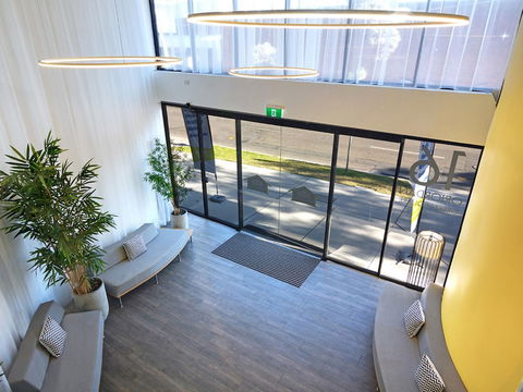 ValueSuites Green Square - Tourism Caloundra 0