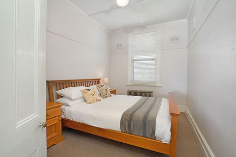 Newcastle Short Stay Apartments - Vista Apartment - Tourism Caloundra 3