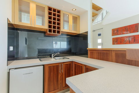 Nautilus - Tourism Caloundra 6