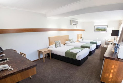 Murwillumbah Motor Inn - Tourism Caloundra 3