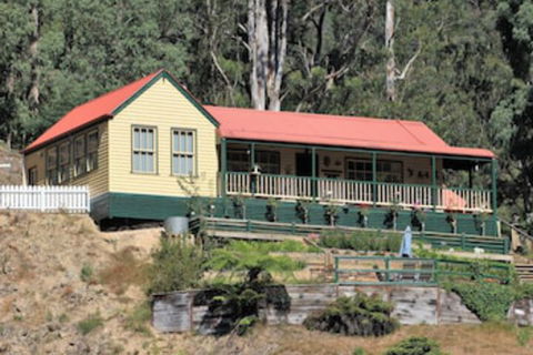 Wild Cherry Bed & Breakfast - Tourism Caloundra 0