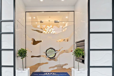 The Hamptons Apartments - Port Melbourne - Tourism Caloundra 3