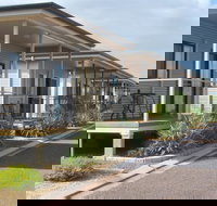 Sundowner Cabin and Tourist Park - Tourism Caloundra