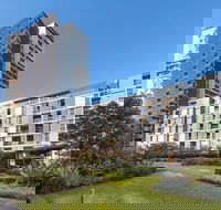 Meriton Suites Zetland - Tourism Caloundra