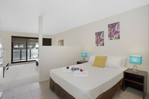 Astra Apartments Glen Waverley At VIQI - Tourism Caloundra 1