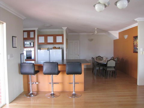 Ocean View Retreat - Tourism Caloundra 1