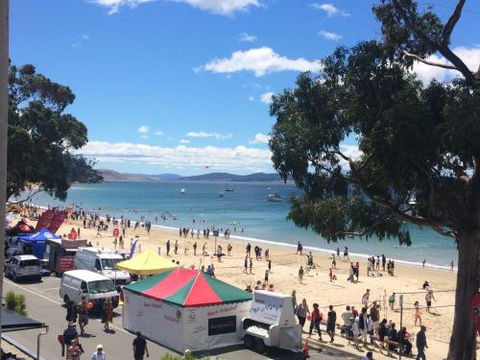 Rivermouth On Kingston Beach - Tourism Caloundra 5