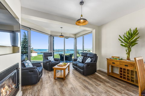 Bonnies Of Beachport - Tourism Caloundra 4