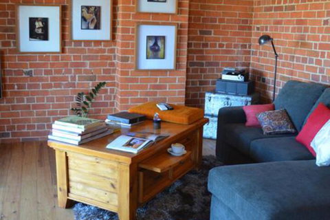 The Wicked Villa - Tourism Caloundra 4