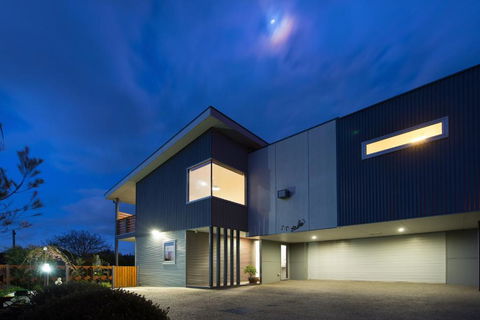 Azura - Tourism Caloundra 4