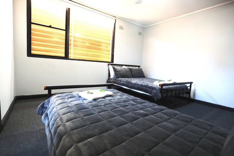 Panania Hotel - Tourism Caloundra 6