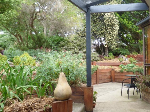 A Suite Spot In The Hills - Tourism Caloundra 4