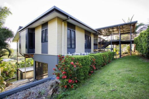 Larimar On Turtle Bay - Tourism Caloundra 0