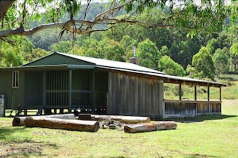 Four Bull Hut - Tourism Caloundra 1