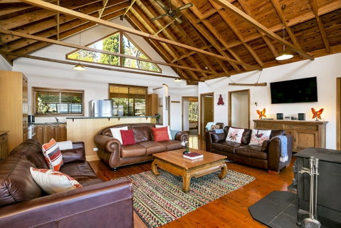 Narrow Neck Lodge - Tourism Caloundra 0