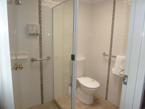 Pioneer Lodge Motel - Tourism Caloundra 5