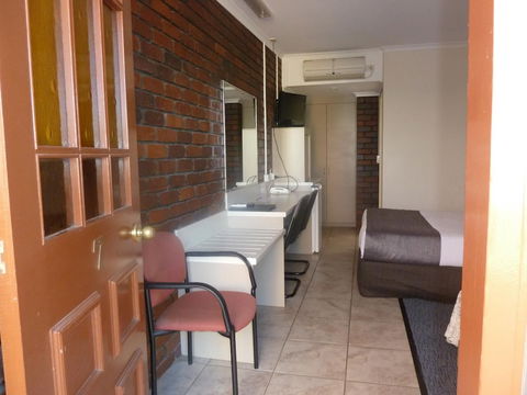 Pioneer Lodge Motel - Tourism Caloundra 4