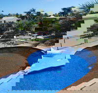 Airlie Beach Apartments - Tourism Caloundra