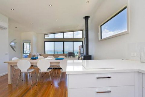 Earth Sea Sky - Tourism Caloundra 5