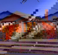 Grace's Spa Cottage - Tourism Caloundra