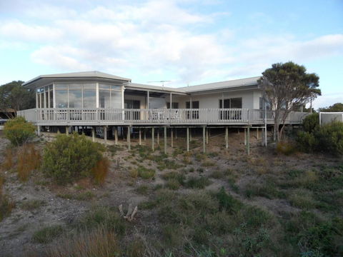 White Sands Holiday Retreat - Tourism Caloundra 4