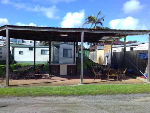 Beach Haven Caravan Park - Tourism Caloundra 6