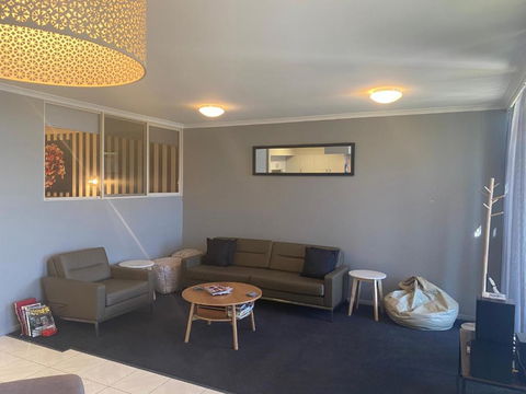 Waterside Holiday Rentals Unit 31 - Tourism Caloundra 3