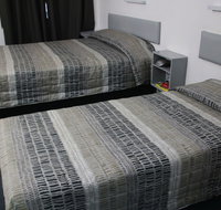 Bourbong Street Motel - Tourism Caloundra