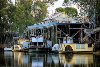 Echuca Moama Holiday Accommodation 2 - Tourism Caloundra 3