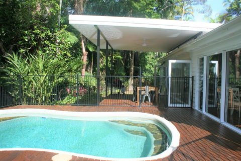 Atoll Close Port Douglas Holiday House - Tourism Caloundra 1