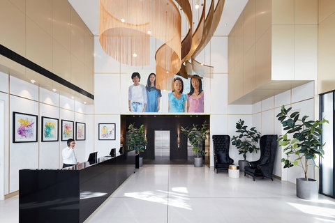 Art Series - The Chen - Tourism Caloundra 0