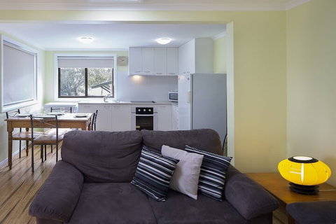 Maxs Place 2 - Tourism Caloundra 2