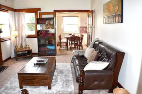 Meraki House Wangaratta - Tourism Caloundra 0