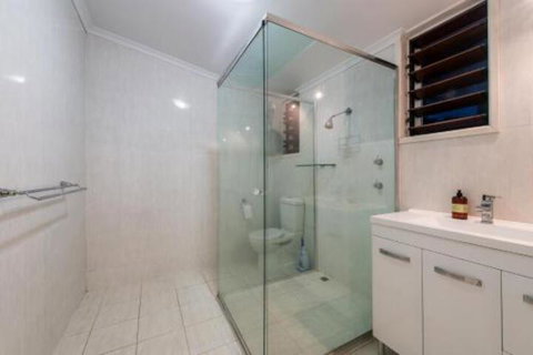 Gonetroppo Airlie Beach - Tourism Caloundra 6