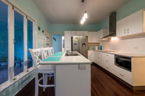 Gonetroppo Airlie Beach - Tourism Caloundra 3