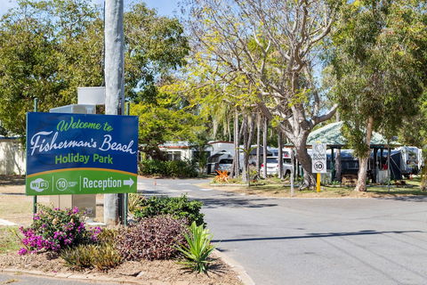 Fisherman's Beach Holiday Park - Tourism Caloundra 0