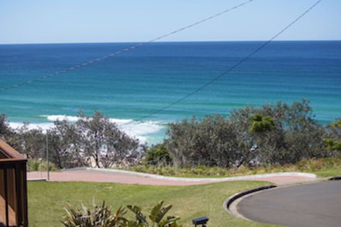 Rennies Beach House - Tourism Caloundra 0