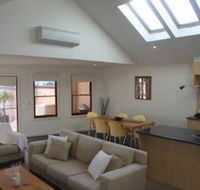 Tennysons on Sackville - Tourism Caloundra