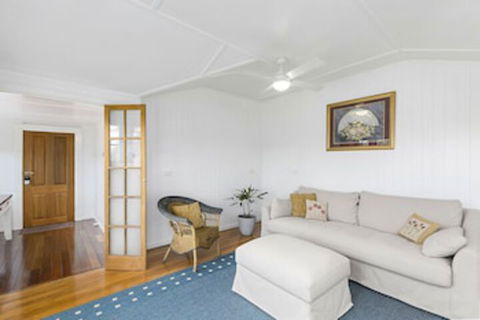 Kenilworth Boutique Accommodation - Tourism Caloundra 0