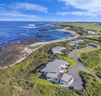 HEARNS BEACHSIDE VILLA 9 - Tourism Caloundra