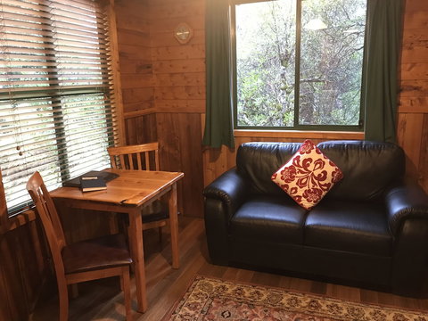 Cradle Mountain Highlanders Cottages - Tourism Caloundra 6