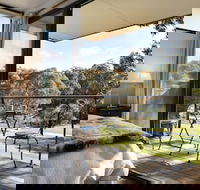 Lake Daylesford Lodge 6 - Tourism Caloundra