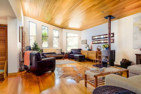 Ulverstone Boutique Accommodation - Tourism Caloundra 0