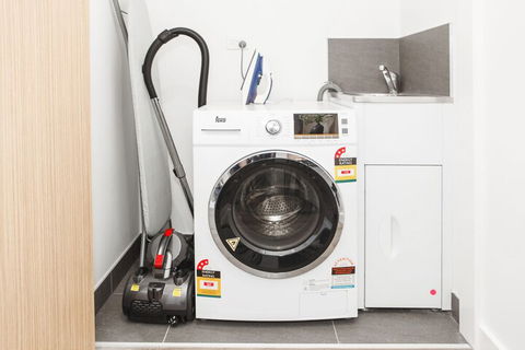 Spacious Urban Oasis In Central Location - Tourism Caloundra 1