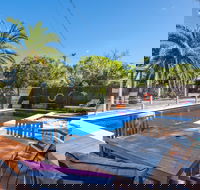 Front Beach House - Tourism Caloundra