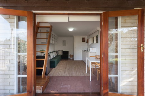 Sunseeker Cottage - Tourism Caloundra 5